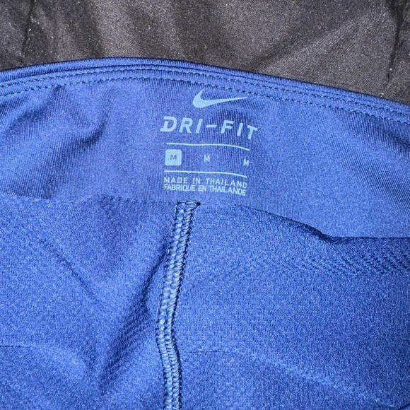 Women’s Nike Dry Fit Skort - Picture 3 of 5